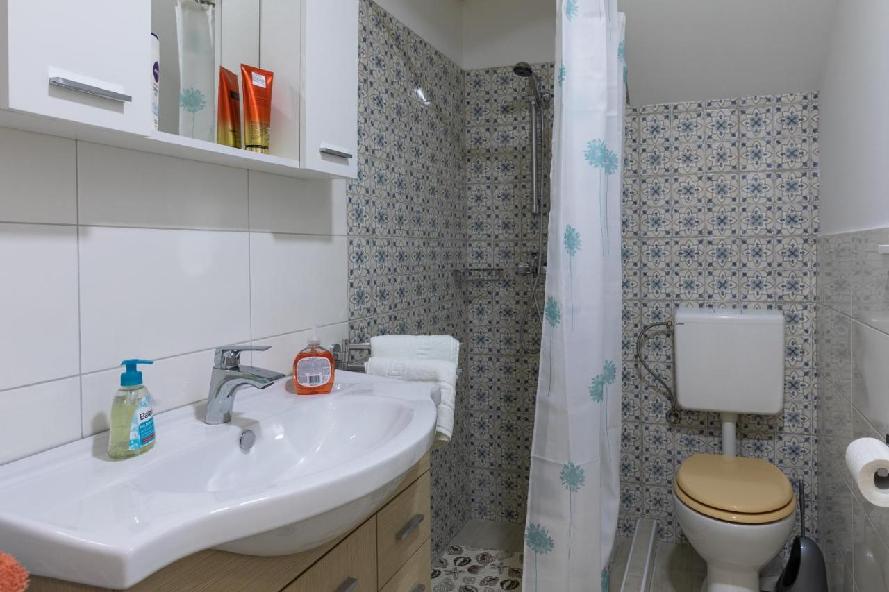 Holiday Home Anamarija تْسافتات المظهر الخارجي الصورة