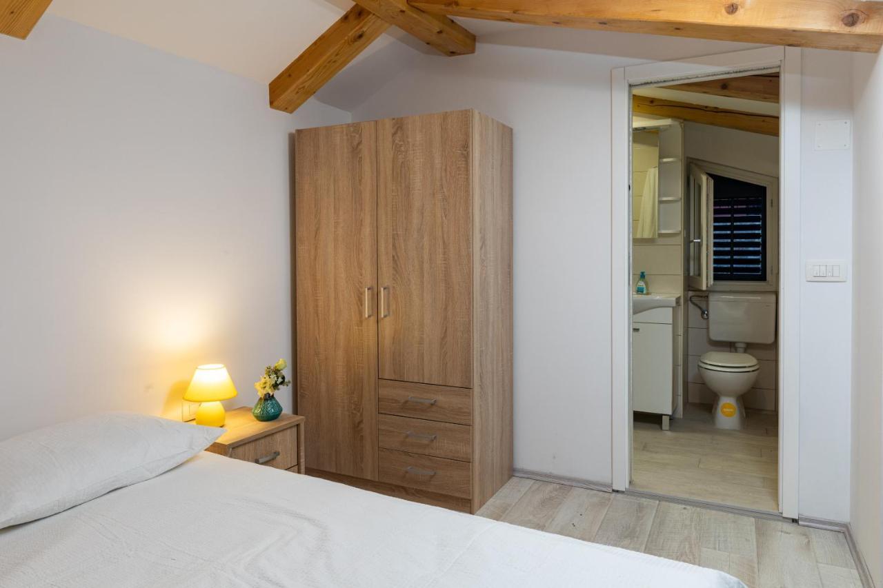 Holiday Home Anamarija تْسافتات المظهر الخارجي الصورة